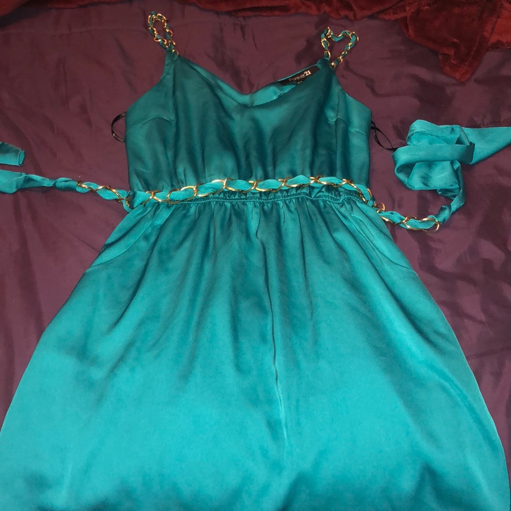 Cute teal dress with pockets